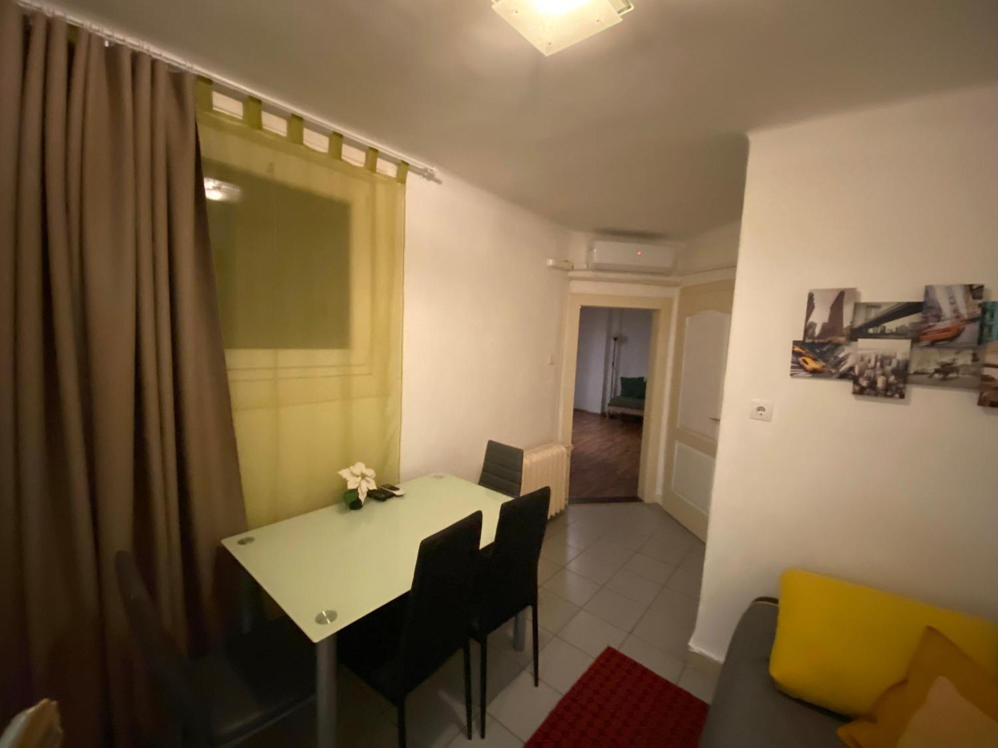 & Next Danube Promenade Apartment Budapest